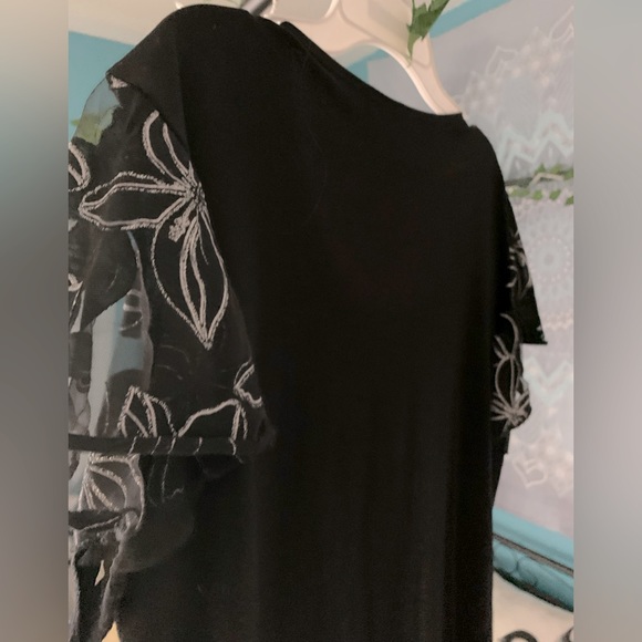 Business Casual Blouse - Picture 2 of 2